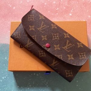 Louis Vuitton Emilie Wallet